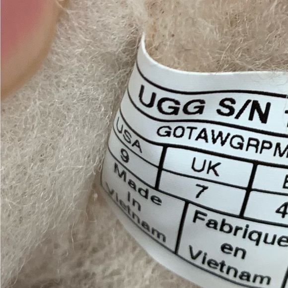 Pink glitter Bailey Bow UGG boots women Size 9 🎀✨ - Picture 4 of 5